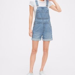 Gap Raw Hem Shortalls/Overall Shorts Size S